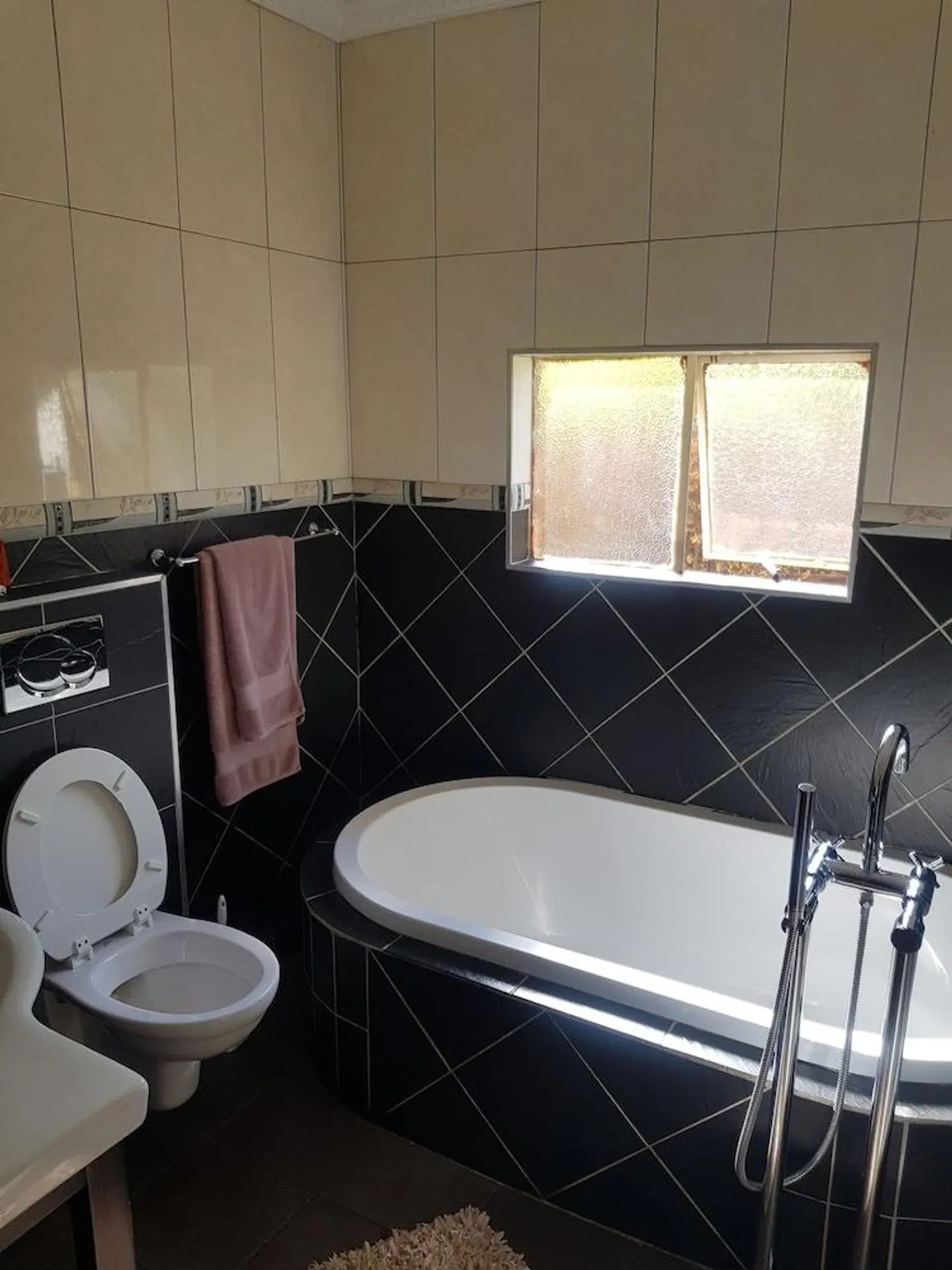 La Picasso Guesthouse Badezimmer