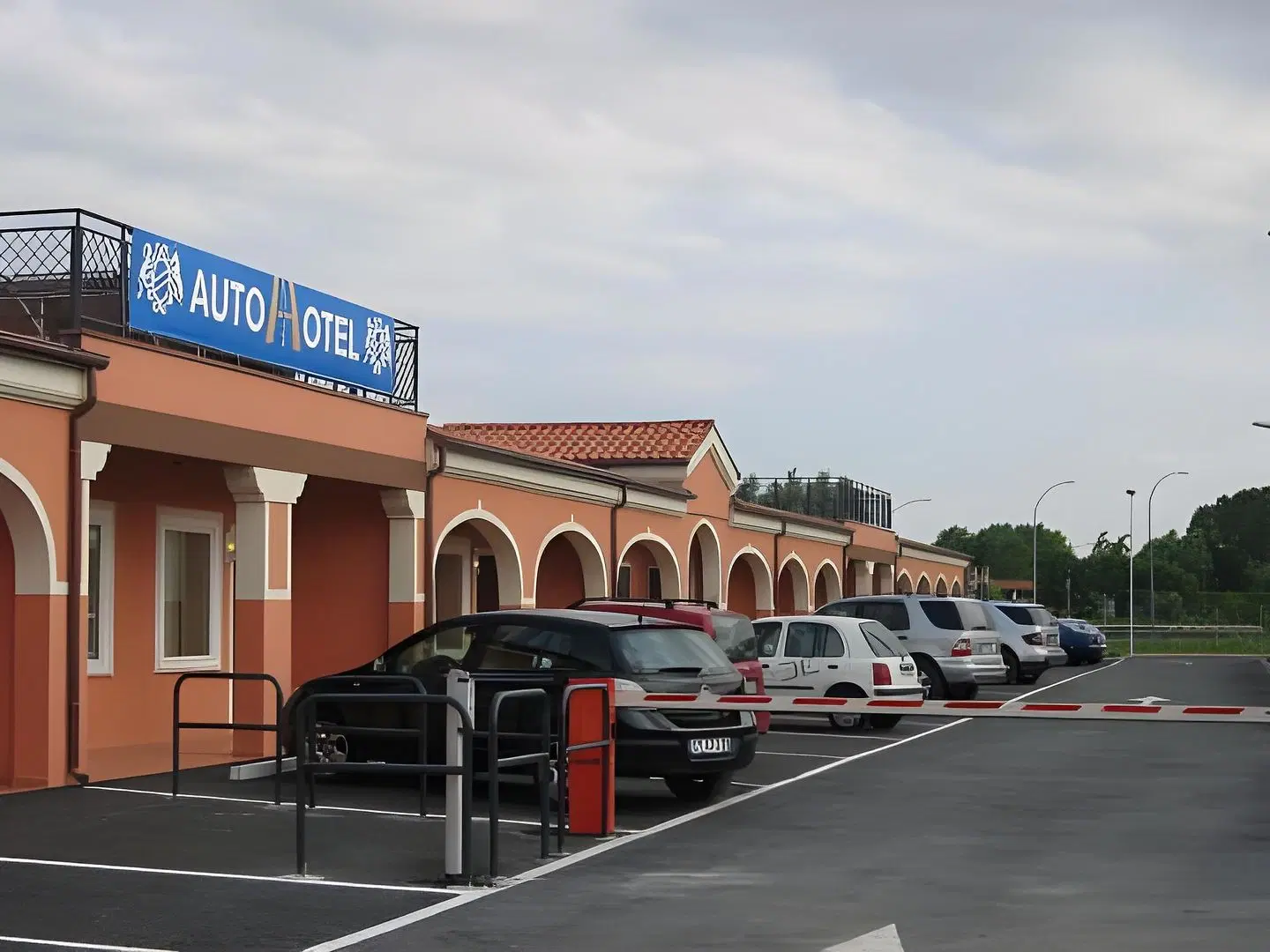 Autohotel Venezia EXTERIOR