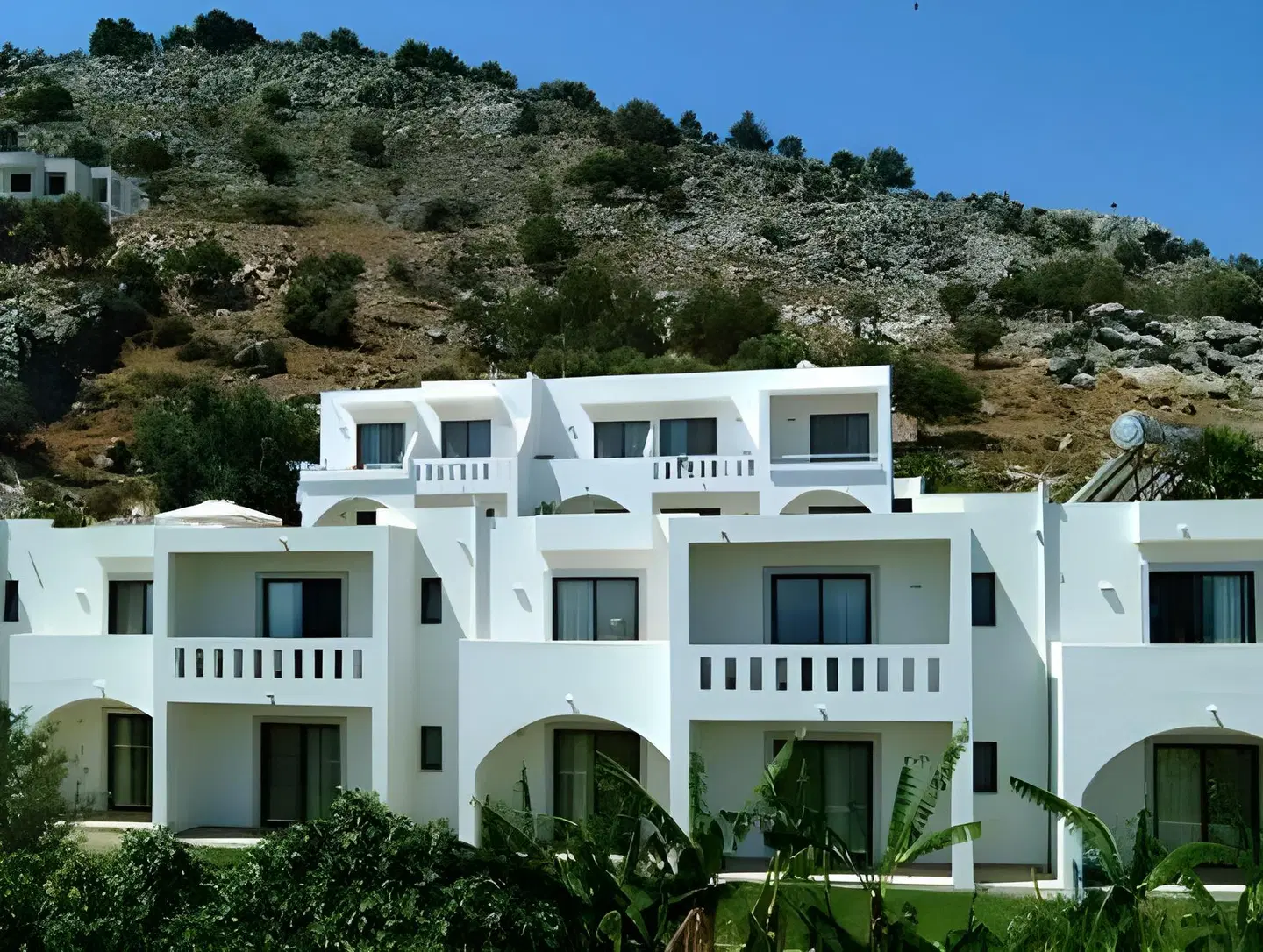 Golden View Studios EXTERIOR