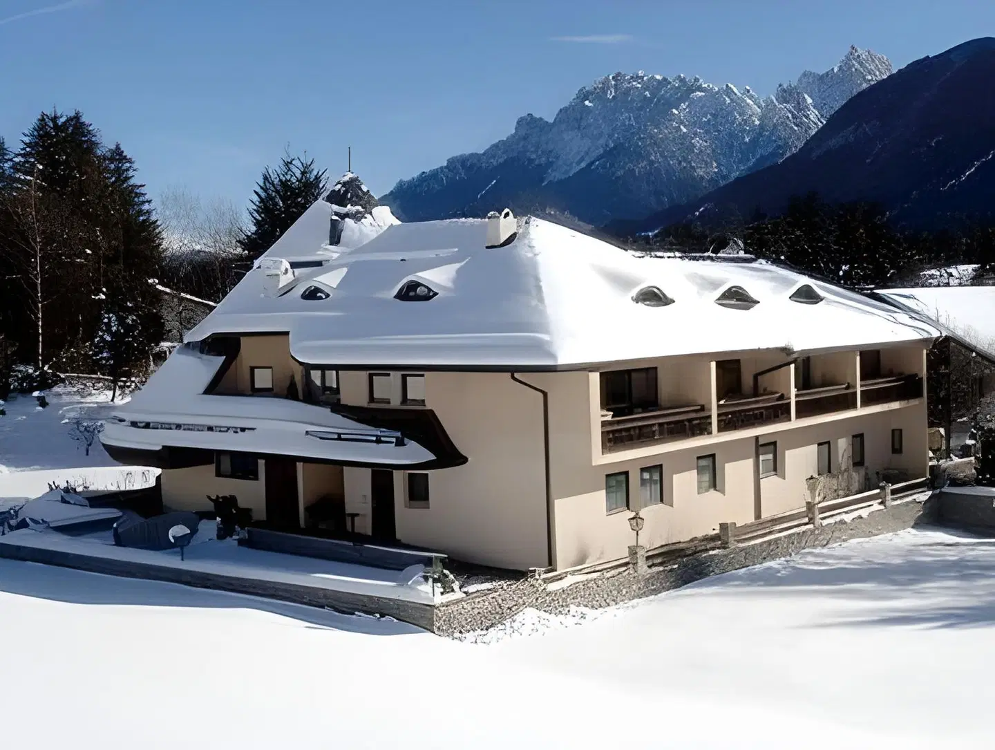 Adler Suite & Stube EXTERIOR