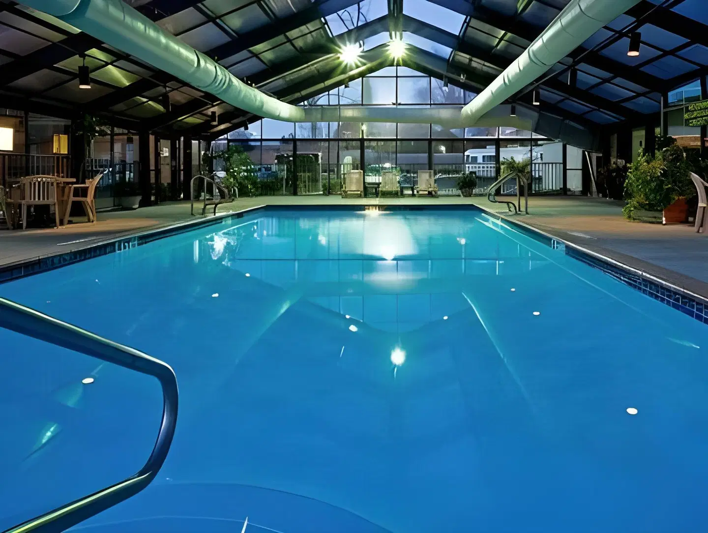 La Quinta Inn & Suites by Wyndham Meridian Hallenbad