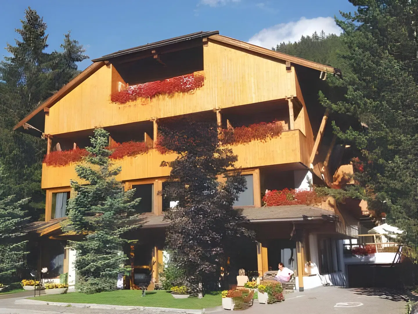 Grifone EXTERIOR