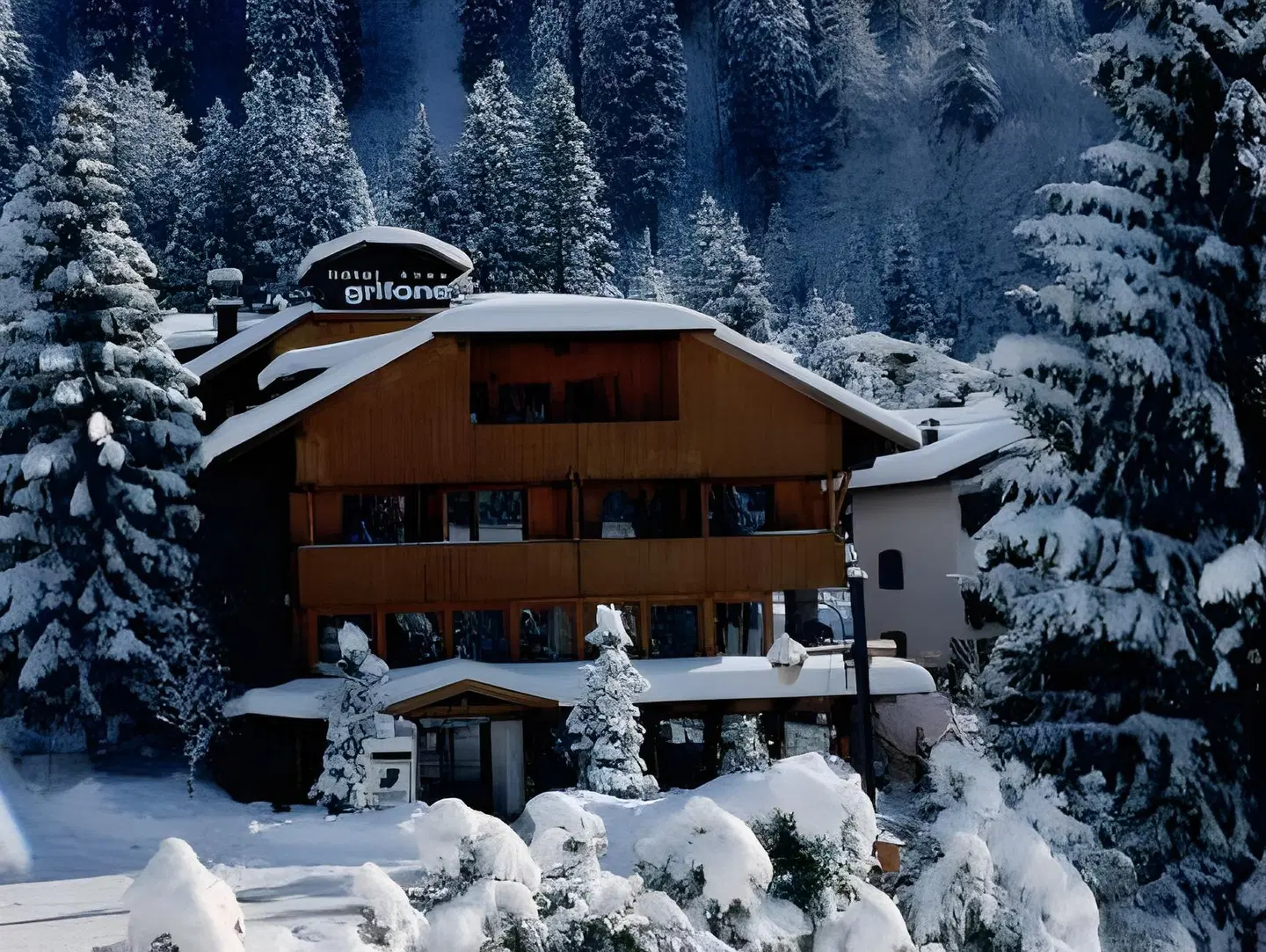 Grifone EXTERIOR