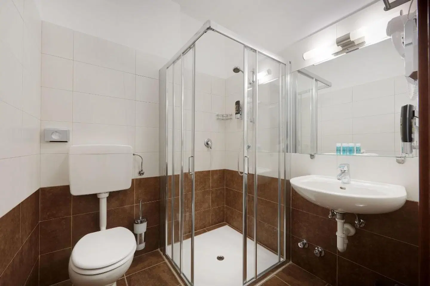 Hotel Asterix Badezimmer