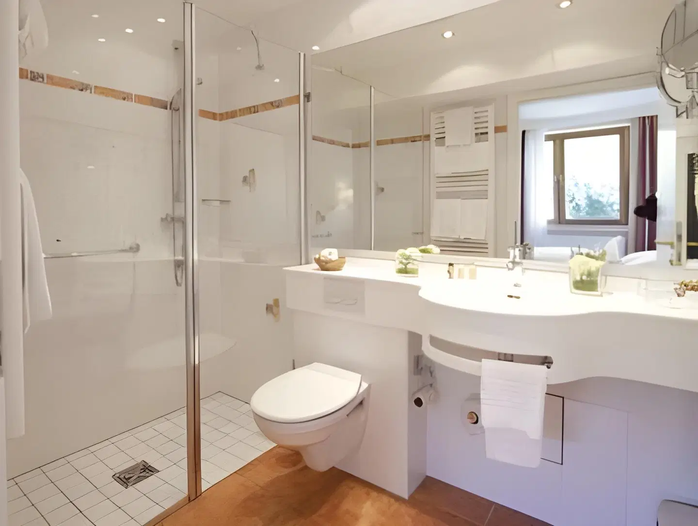 Weis Badezimmer