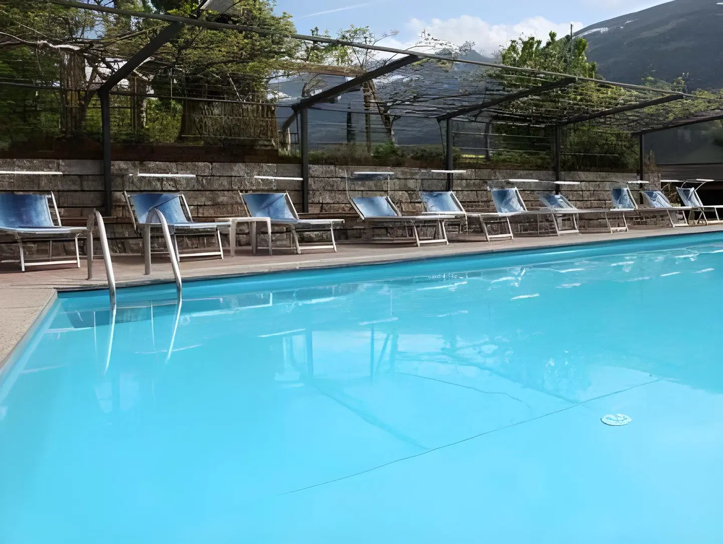 Eichenhof OUTDOOR_POOL