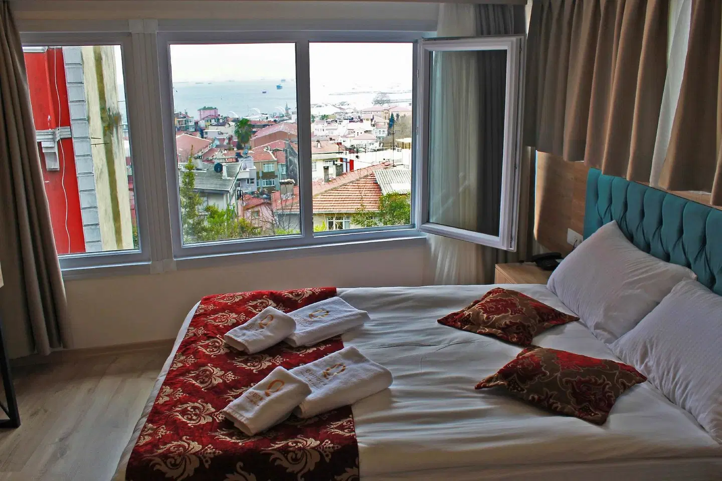 The Laila Hotel ROOM_EXAMPLE