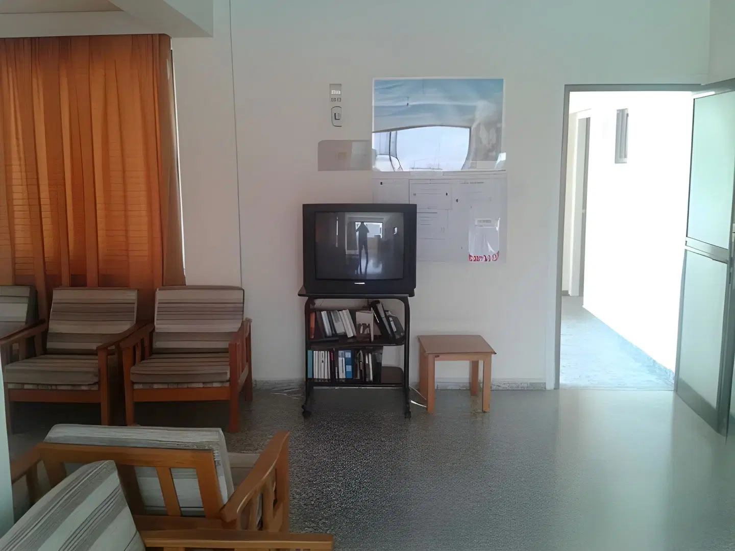 Maricosta Apartments ROOM_EXAMPLE