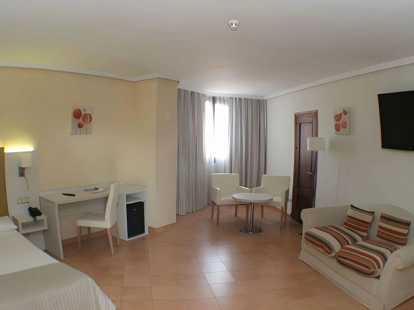 Hotel Bahia Sur ROOM_EXAMPLE