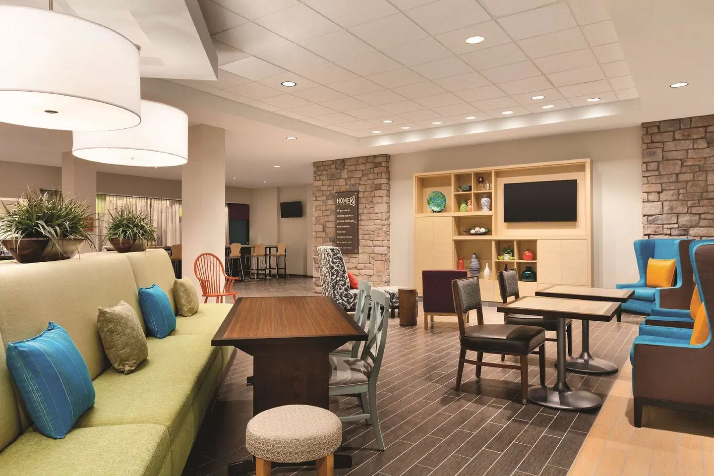 Home2 Suites by Hilton Phoenix Tempe, University Research Park Bar