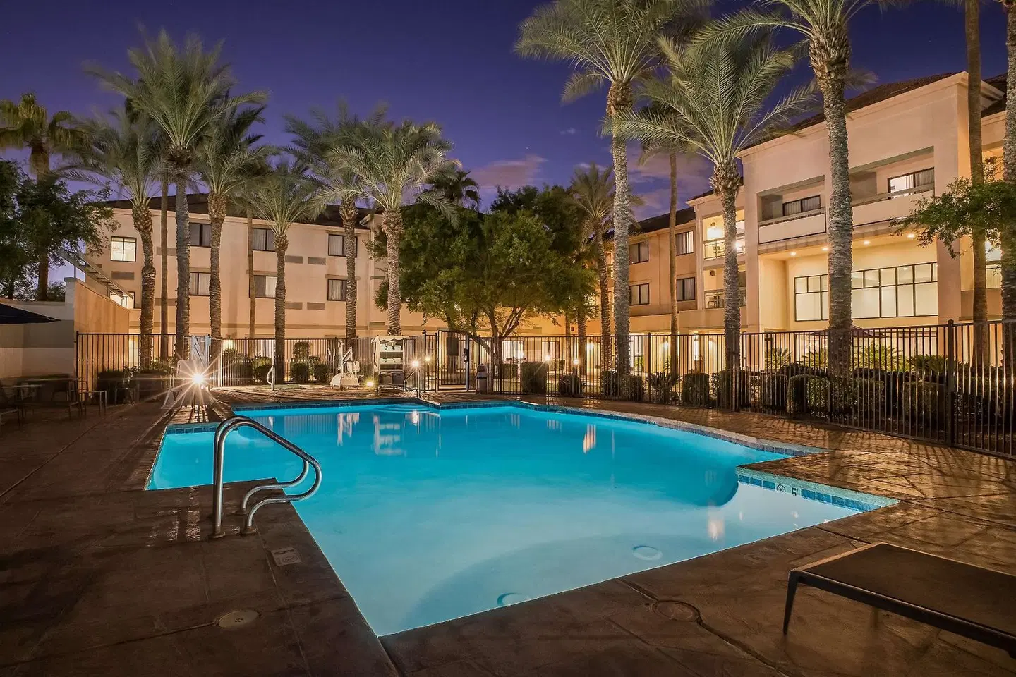 Sonesta Select Phoenix Chandler OUTDOOR_POOL