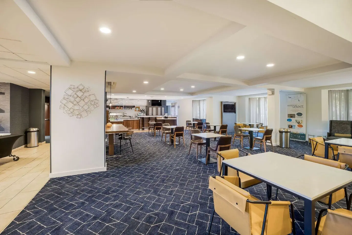 Sonesta Select Phoenix Chandler Restaurant