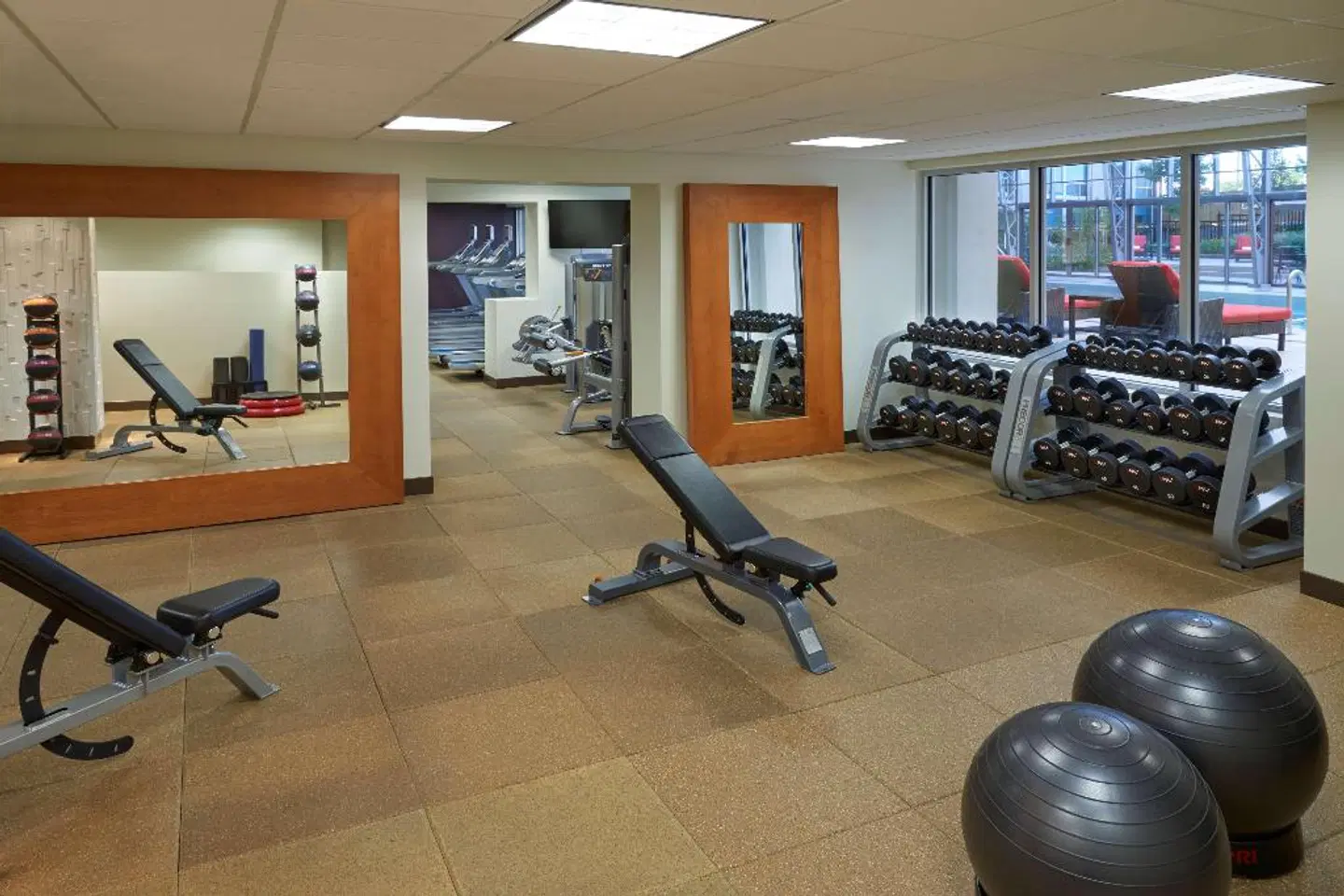 Hilton Toronto Airport SPORTS_AND_LEISURE