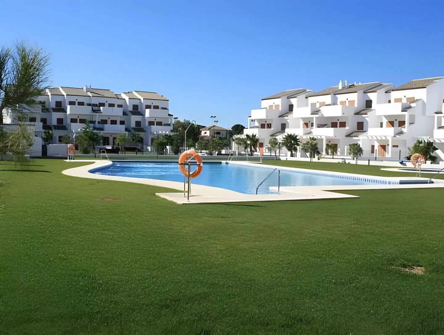 Apartamentos Vacacionales La Carrajolilla OUTDOOR_POOL