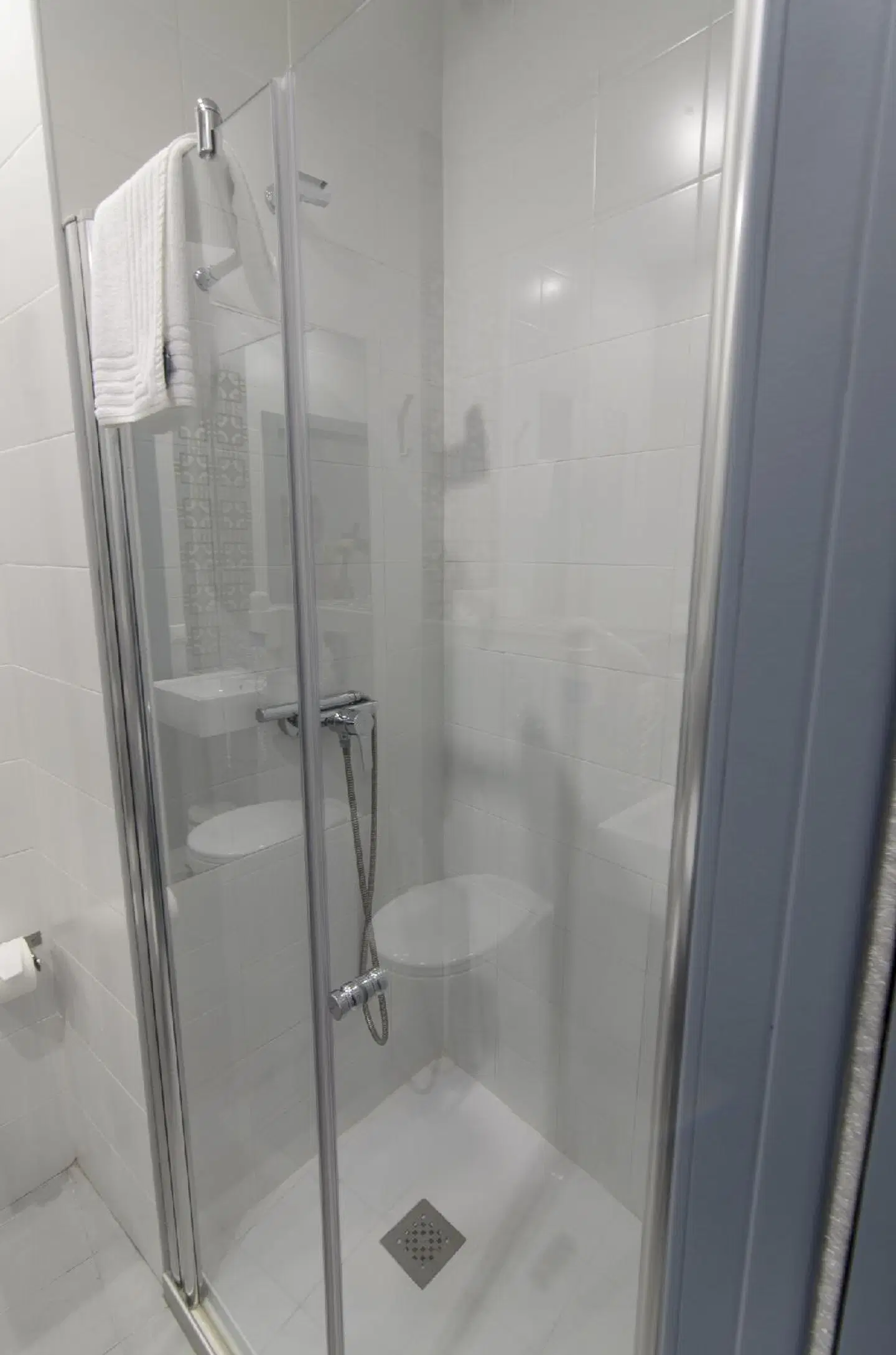 Hostal Gravina Badezimmer