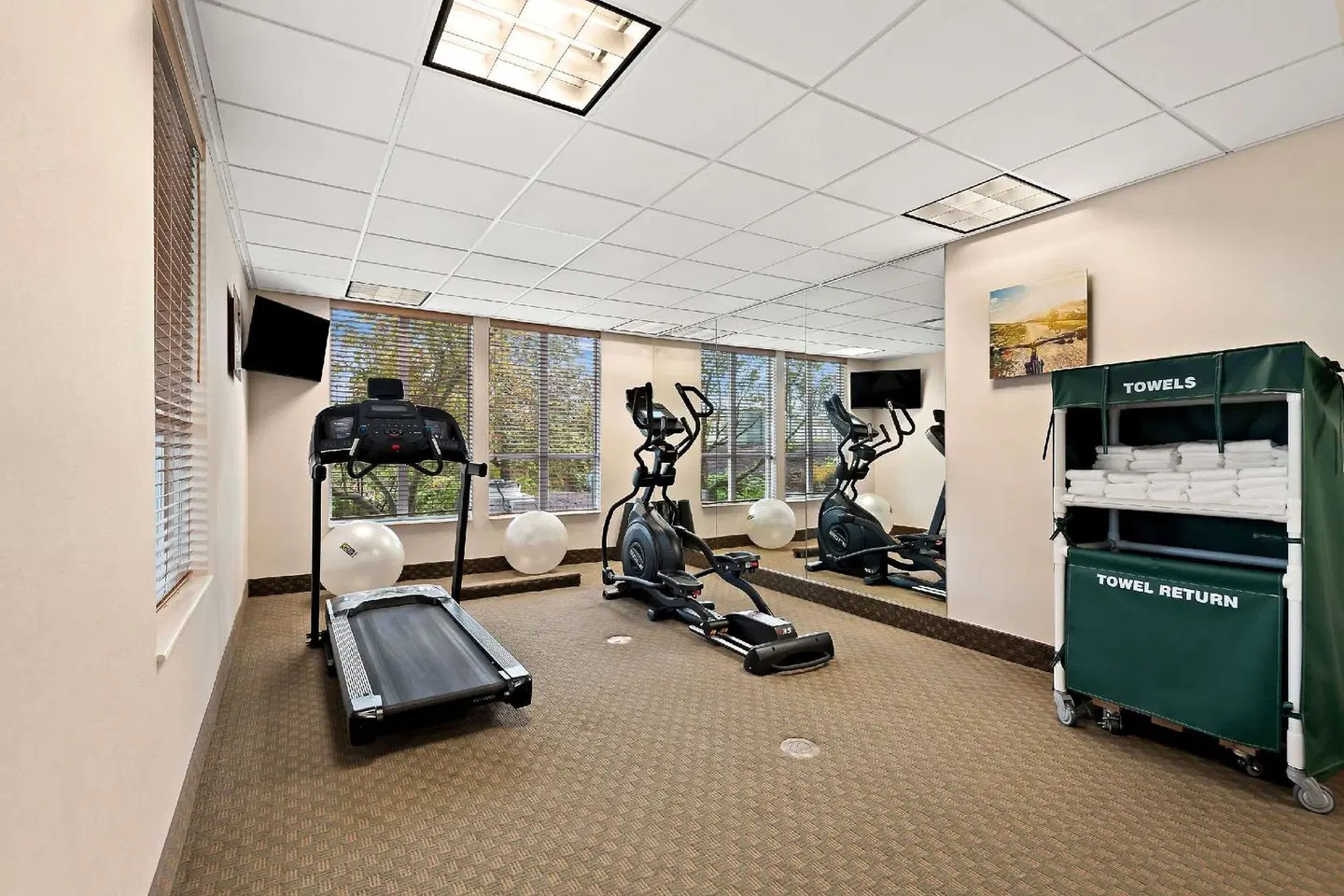 Comfort Inn & Suites Creswell SPORTS_AND_LEISURE