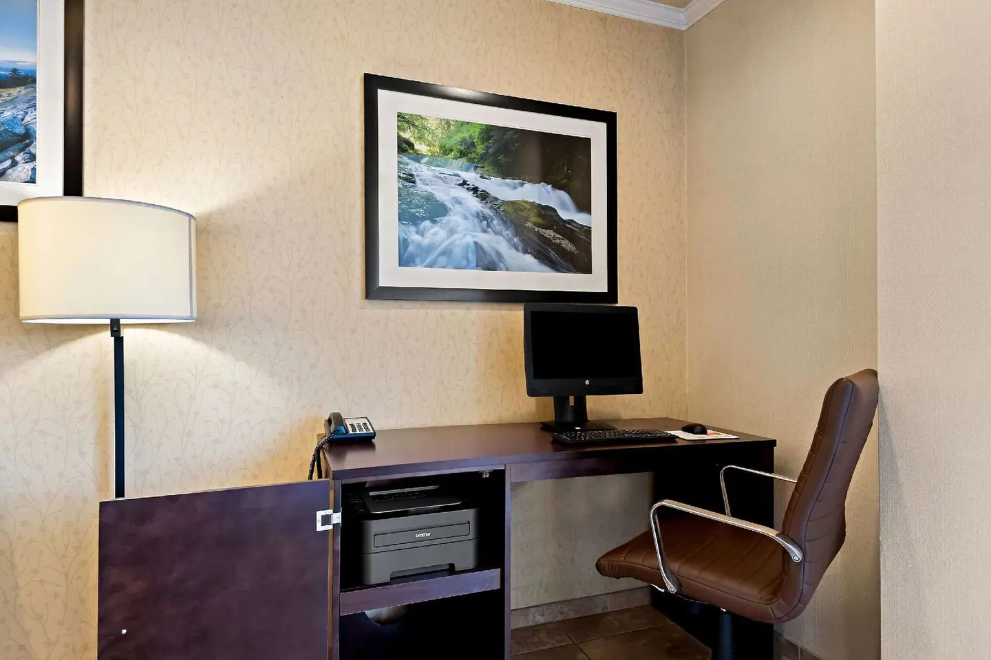 Comfort Inn & Suites Creswell ROOM_EXAMPLE