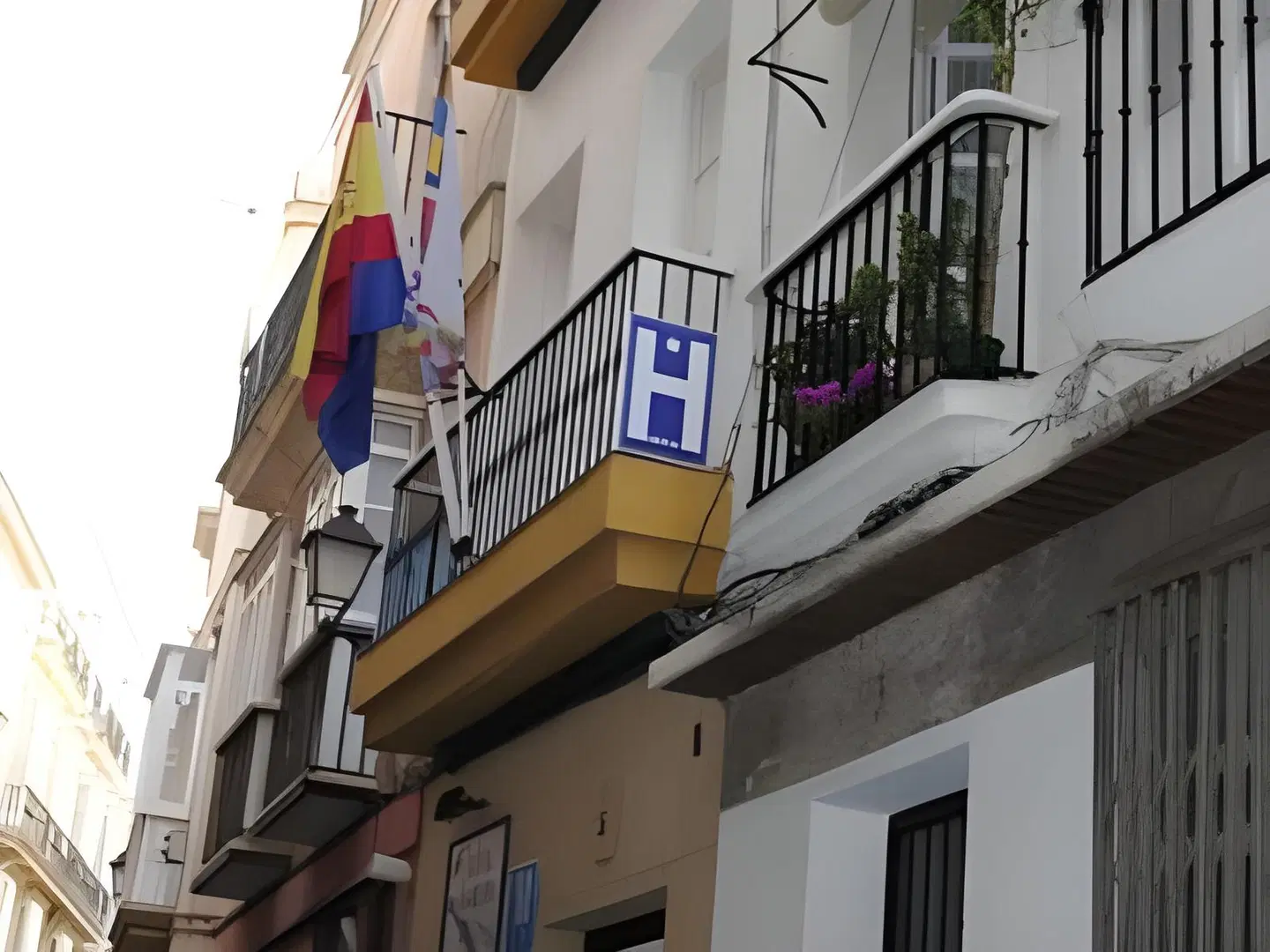 Hostal Canalejas EXTERIOR