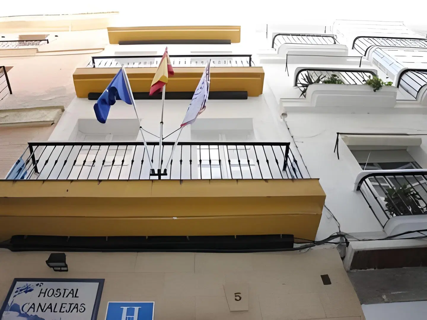 Hostal Canalejas MODEL_IMPRESSION