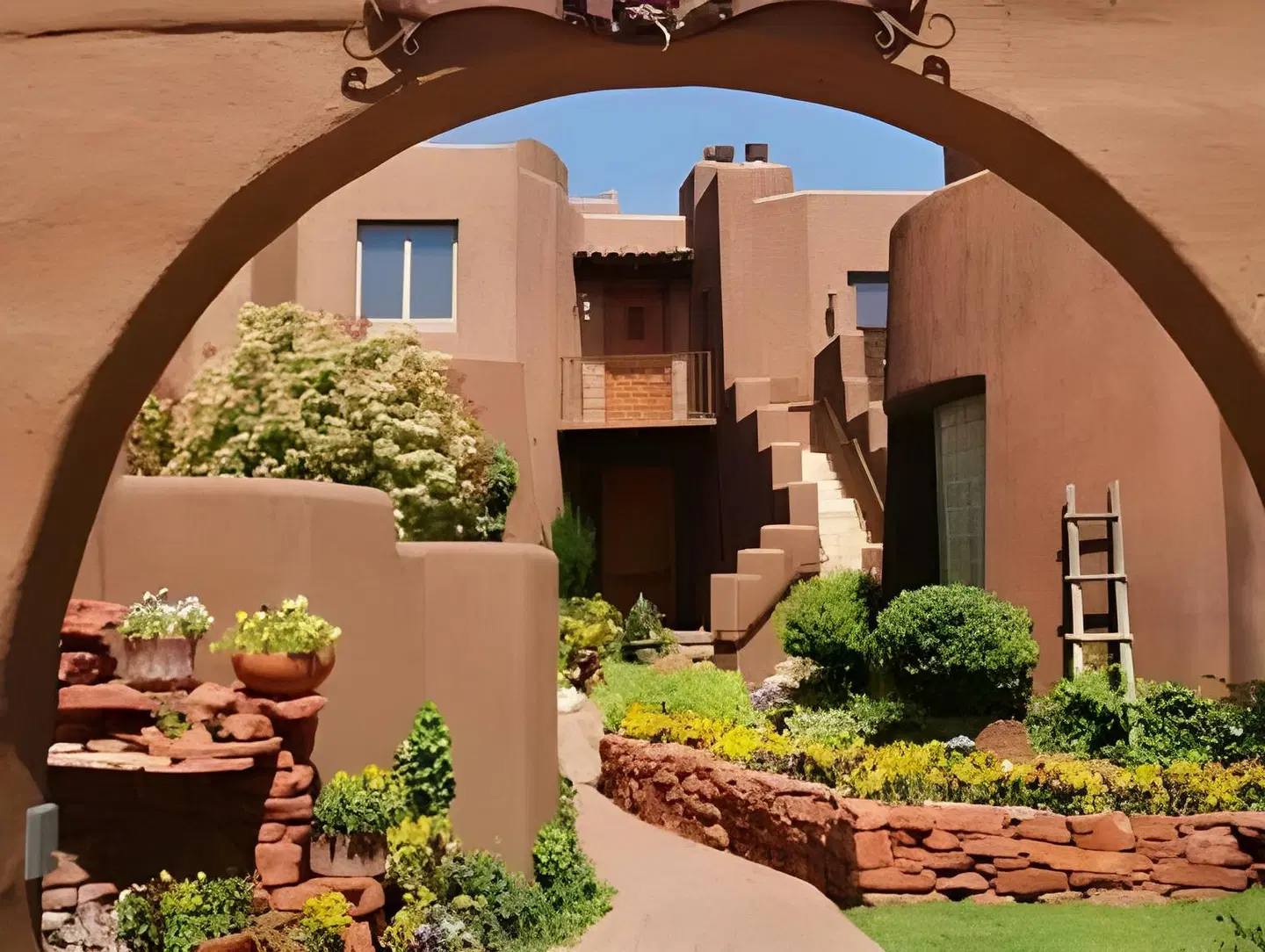 Adobe Grand Villas EXTERIOR