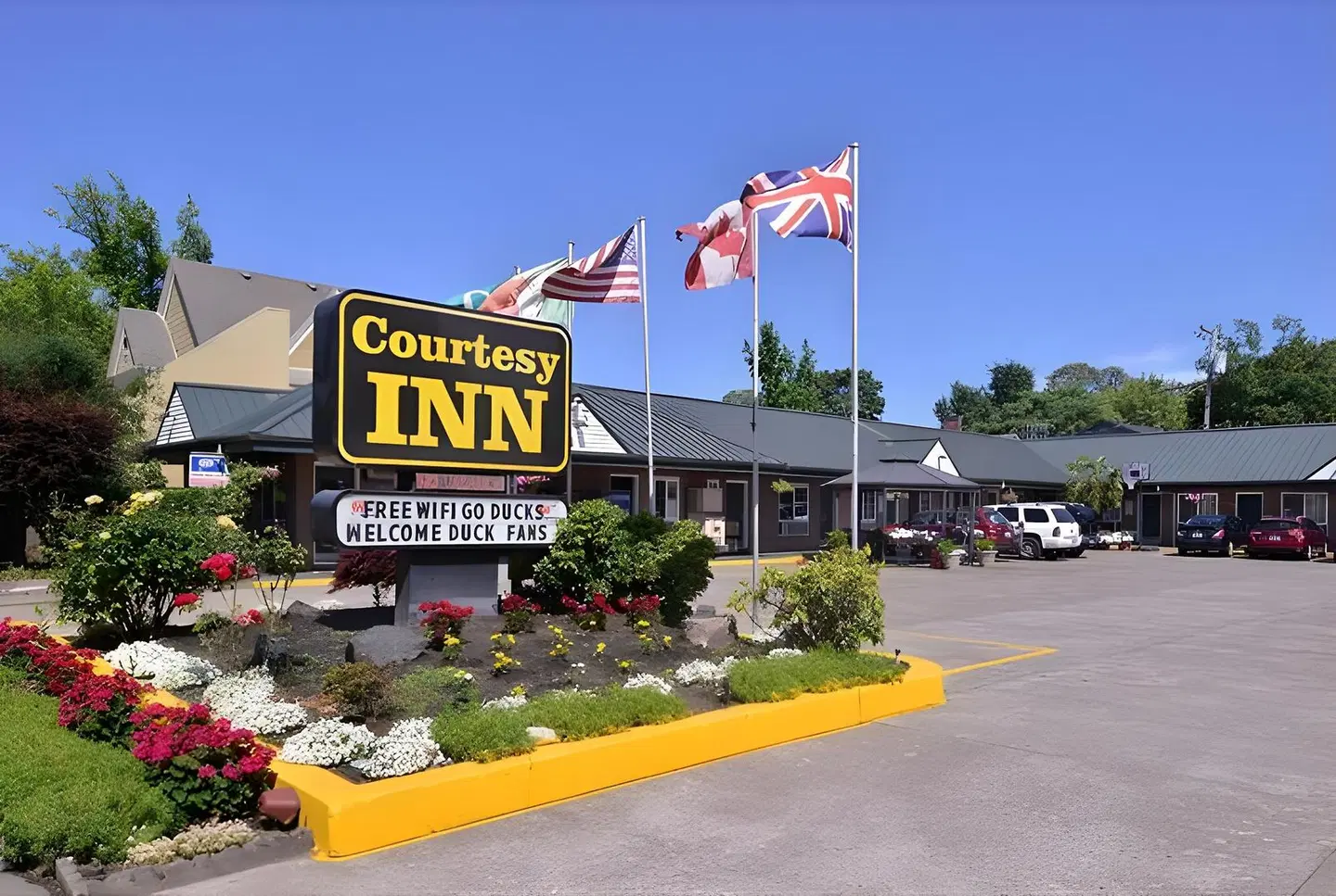 Courtesy Inn Eugene EXTERIOR