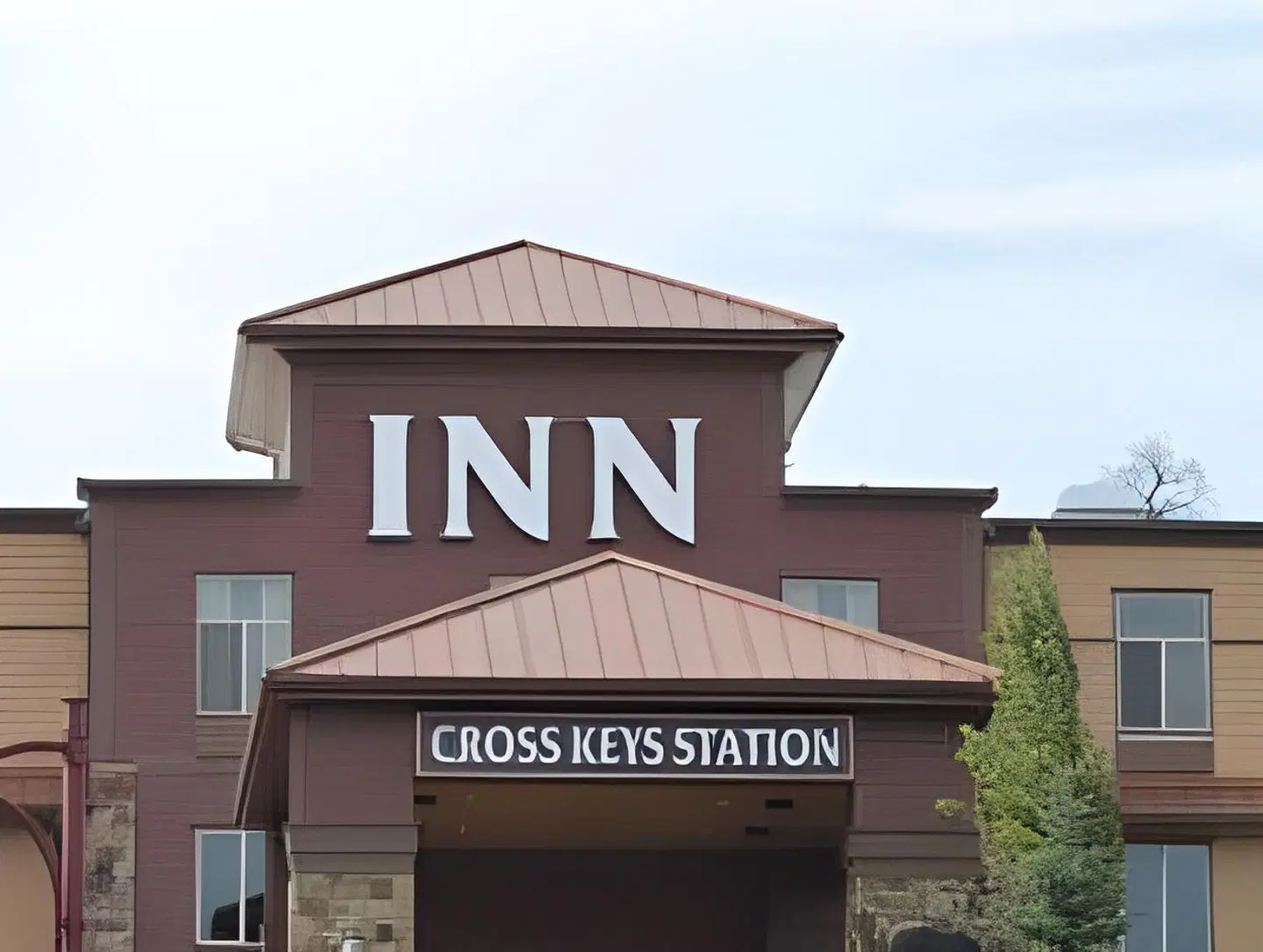 Inn at Cross Keys Station EXTERIOR