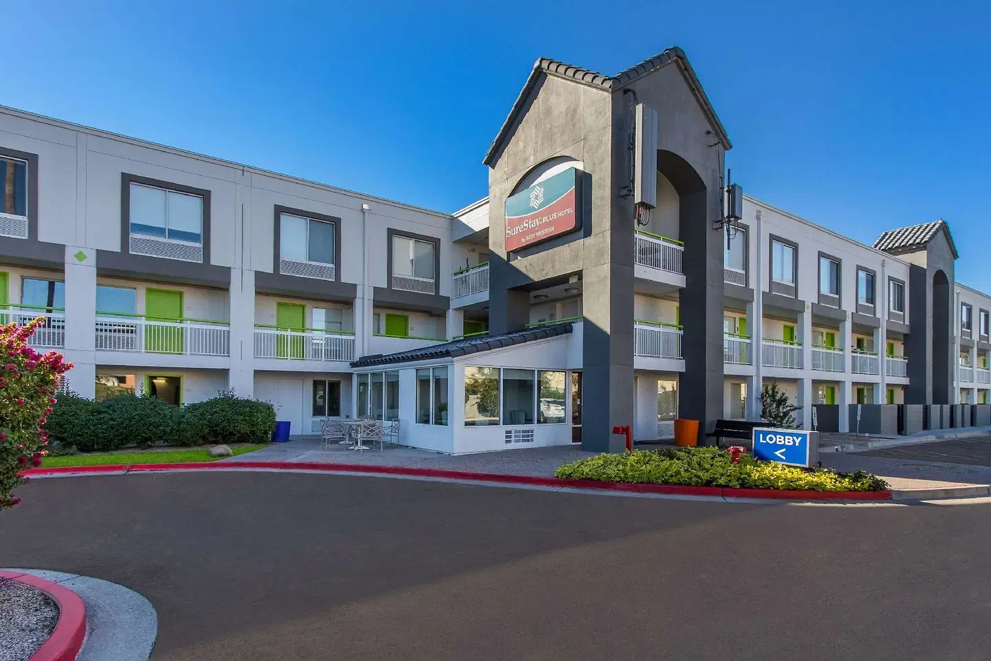 SureStay Plus Hotel by Best Western Scottsdale North EXTERIOR
