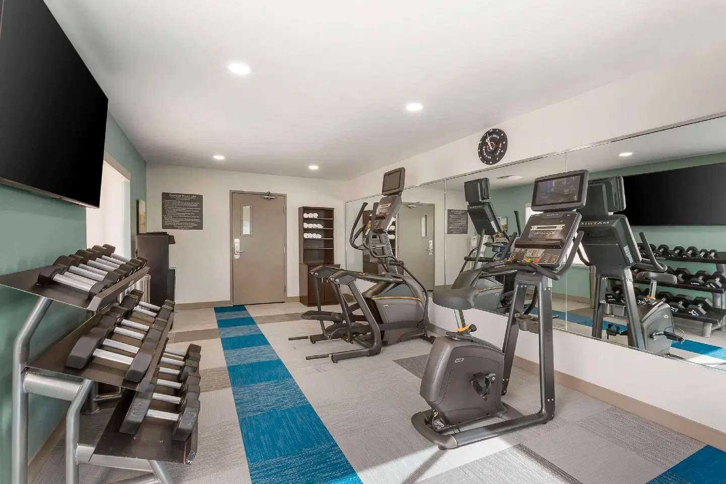 Comfort Suites at Tucson Mall SPORTS_AND_LEISURE