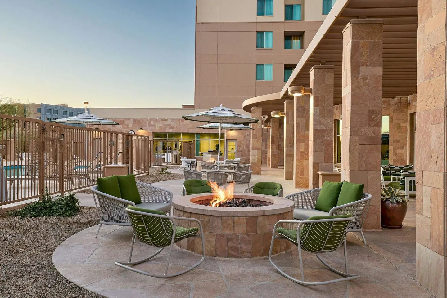 Residence Inn by Marriott Phoenix Desert View at Mayo Clinic Terrasse