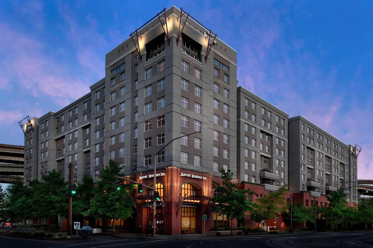 Residence Inn by Marriott Portland Downtown/RiverPlace EXTERIOR