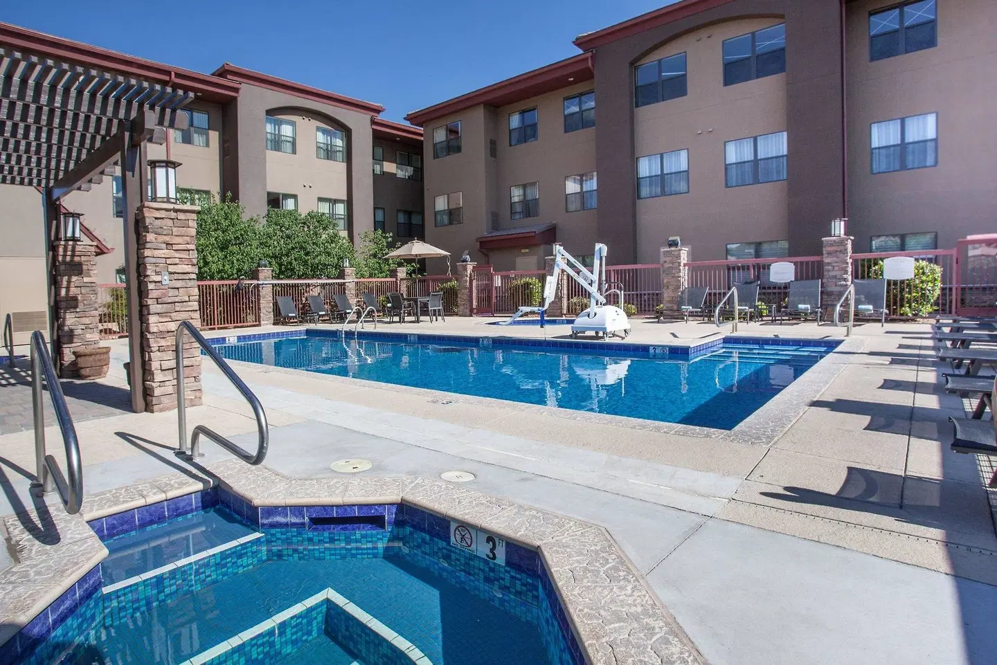Residence Inn by Marriott Prescott OUTDOOR_POOL