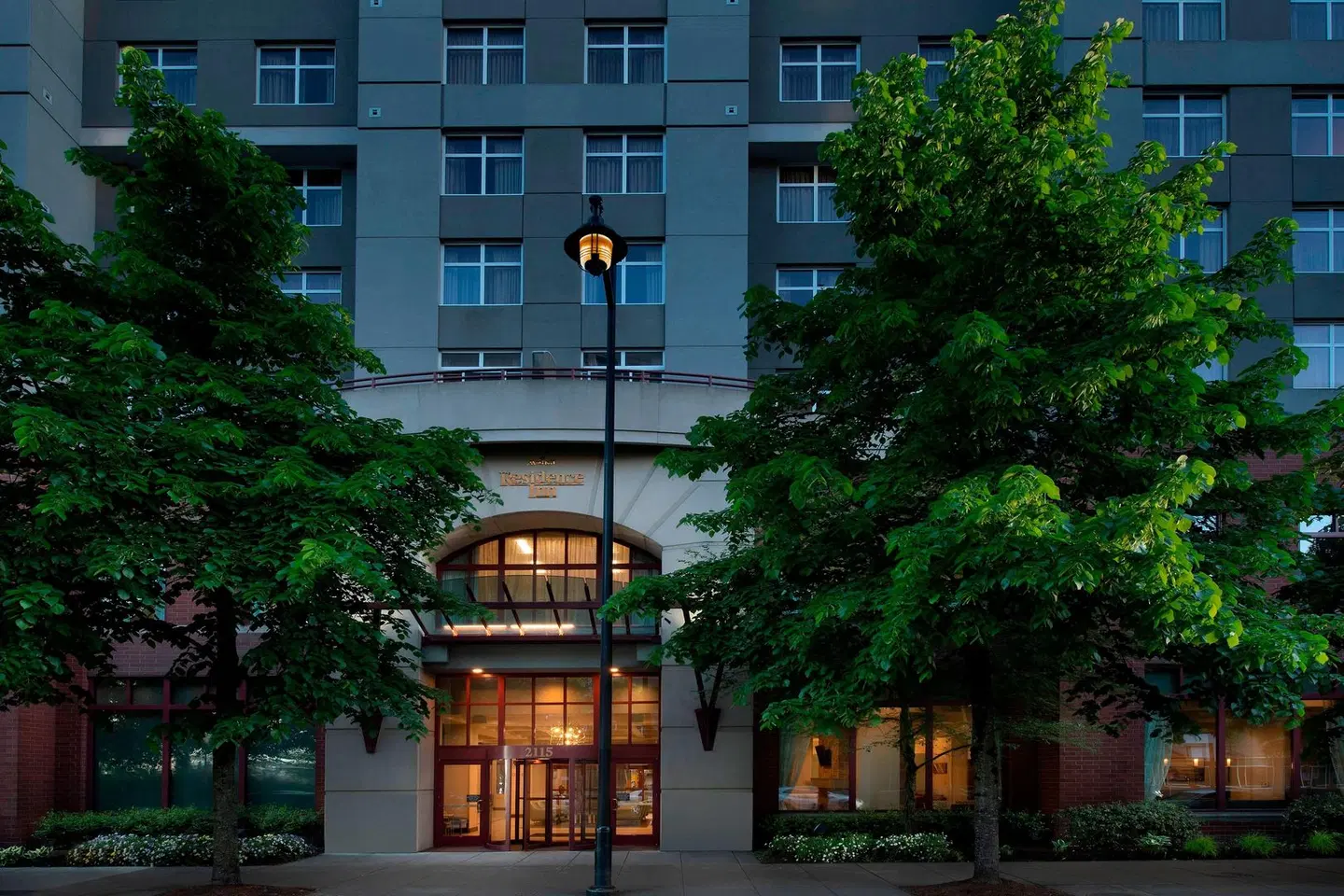 Residence Inn by Marriott Portland Downtown/RiverPlace EXTERIOR