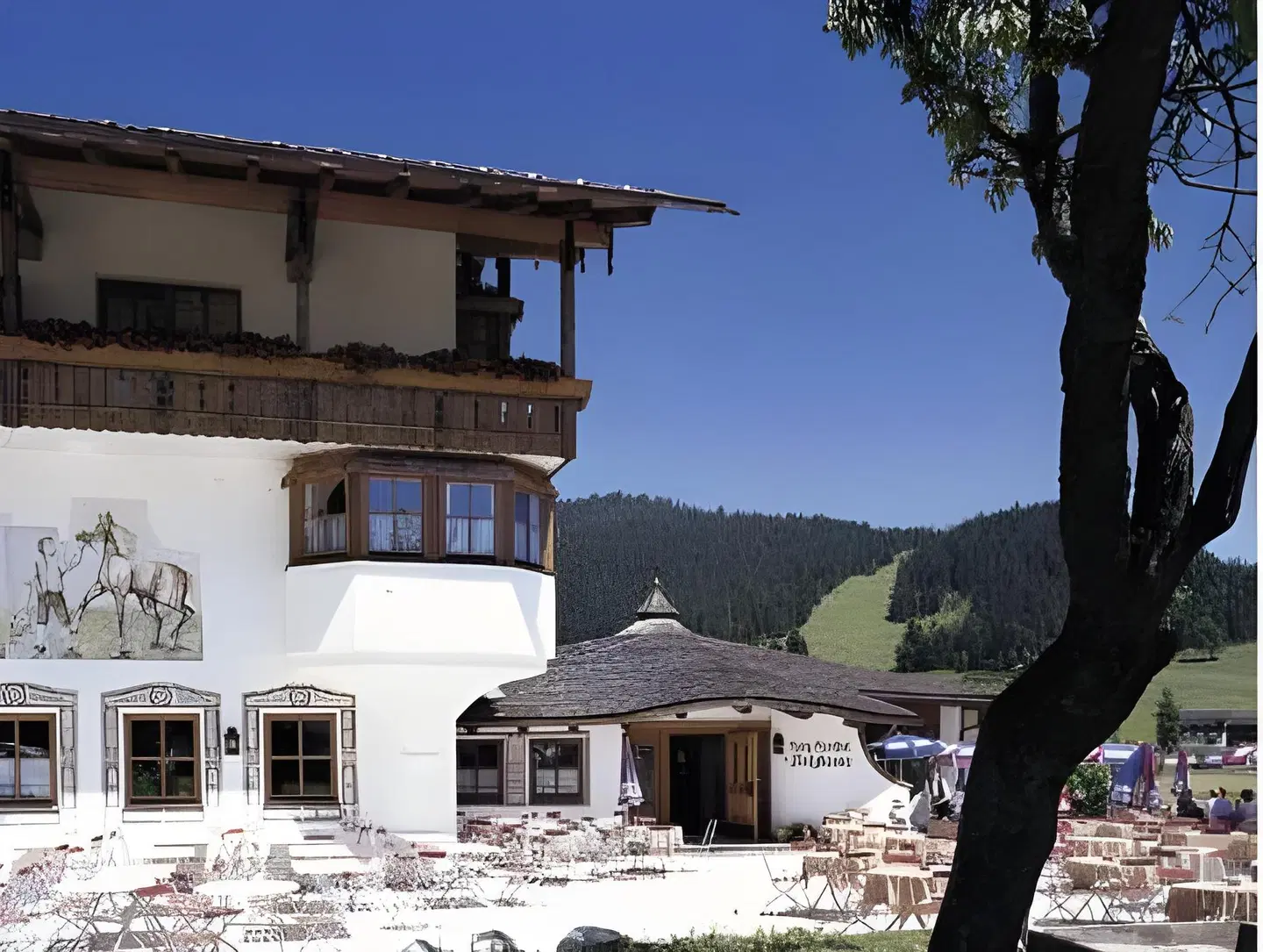 Hotel-Gasthof Nutzkaser EXTERIOR