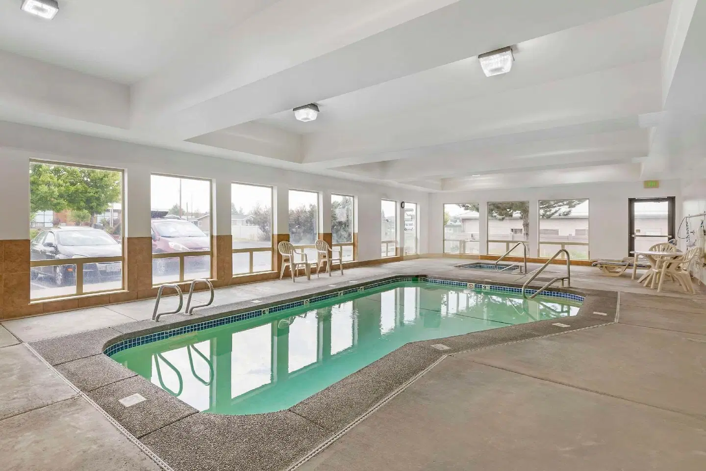 Sleep Inn & Suites Hallenbad