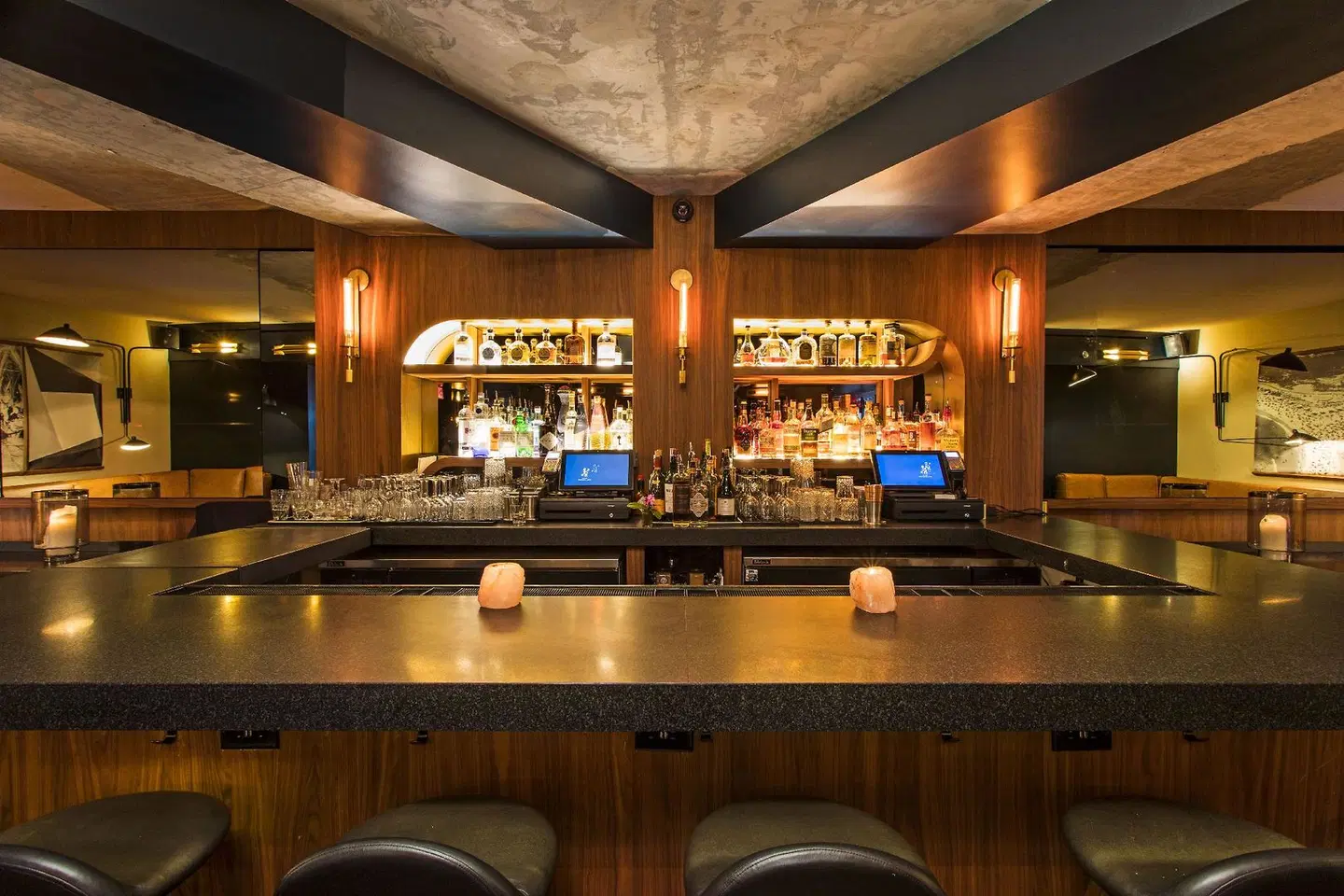 Hotel Henri Bar