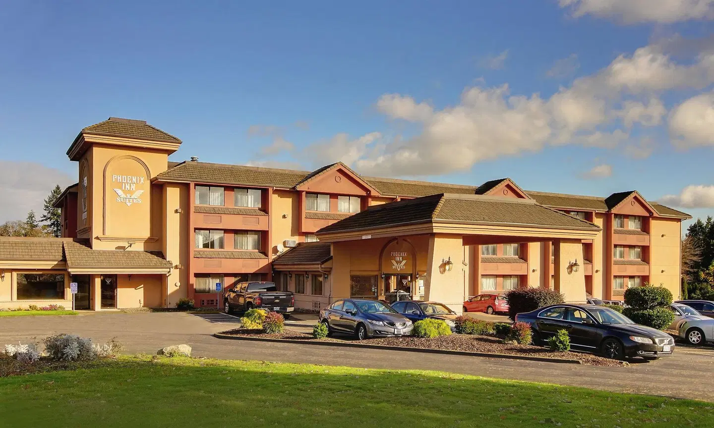 Phoenix Inn Suites Salem EXTERIOR