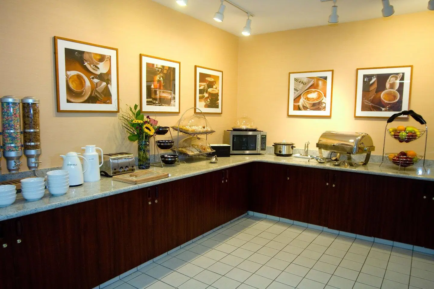 Phoenix Inn Suites Albany ROOM_EXAMPLE