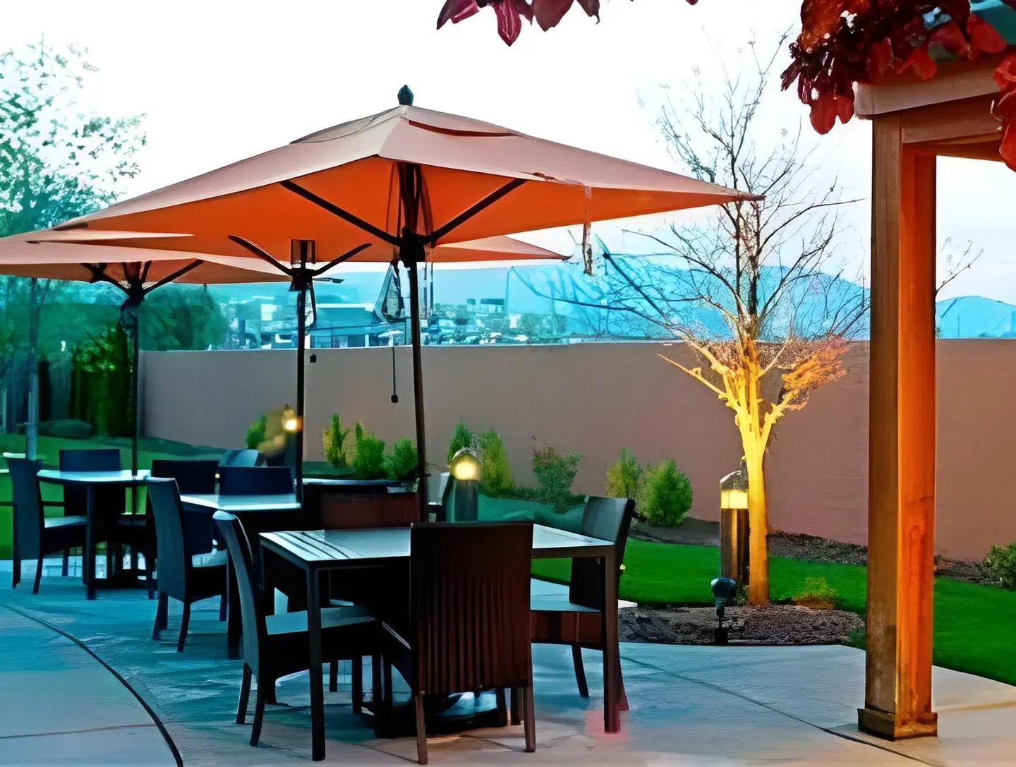 Courtyard by Marriott Medford Airport Terrasse