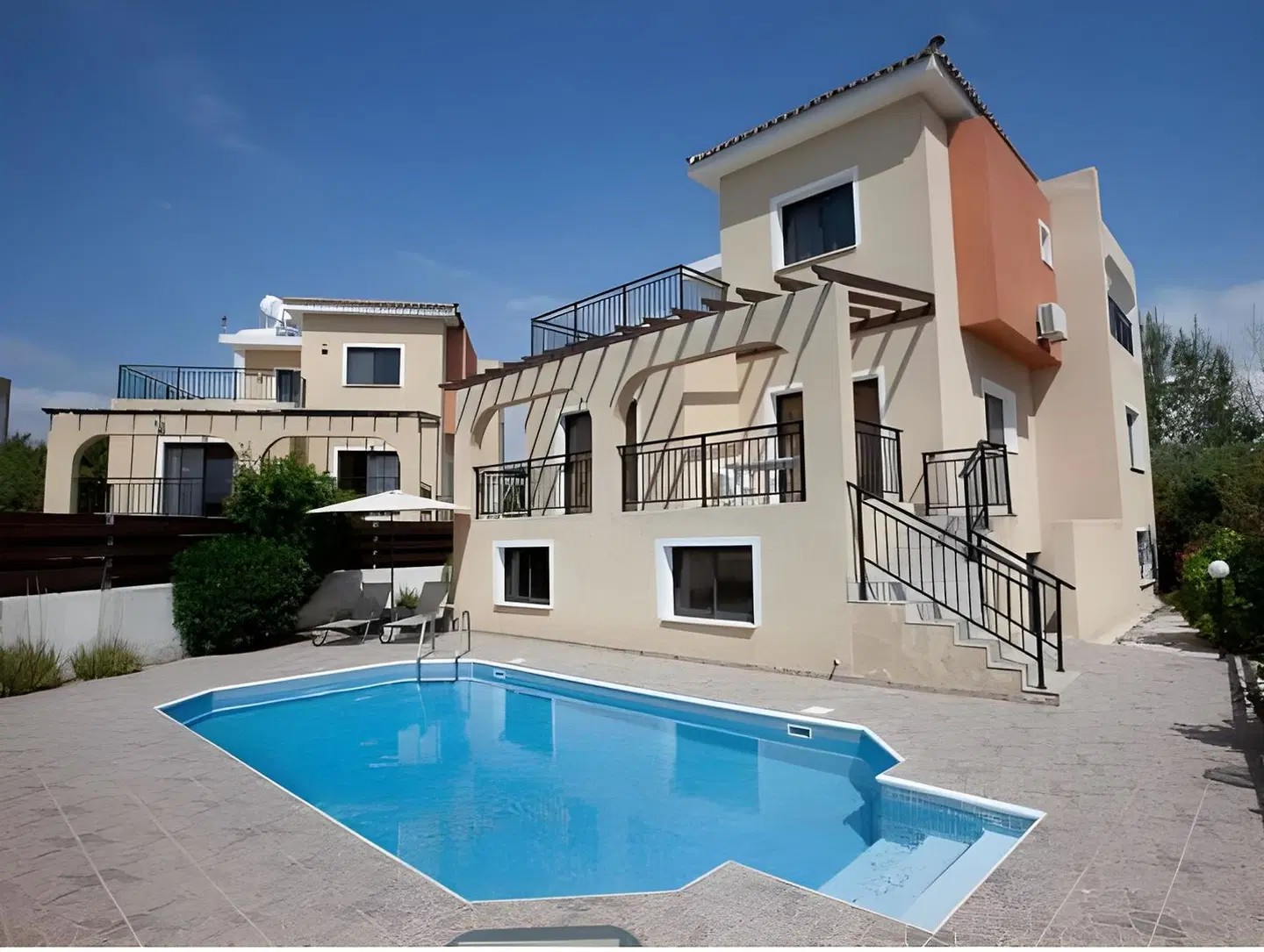 Marinea Beach Villas OUTDOOR_POOL