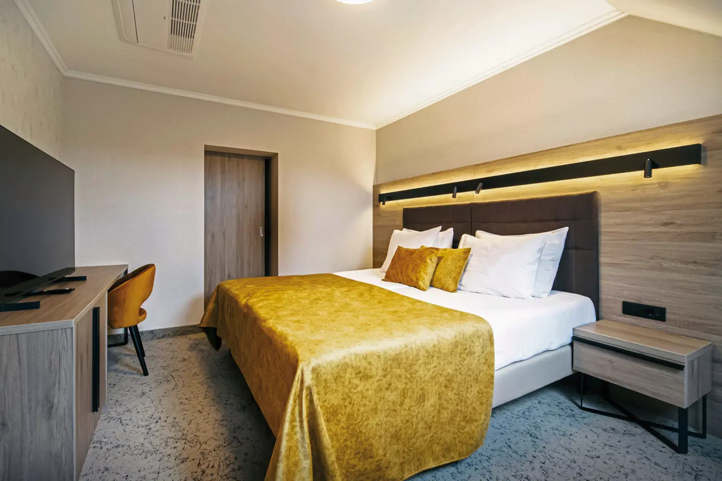 Vivat ROOM_EXAMPLE