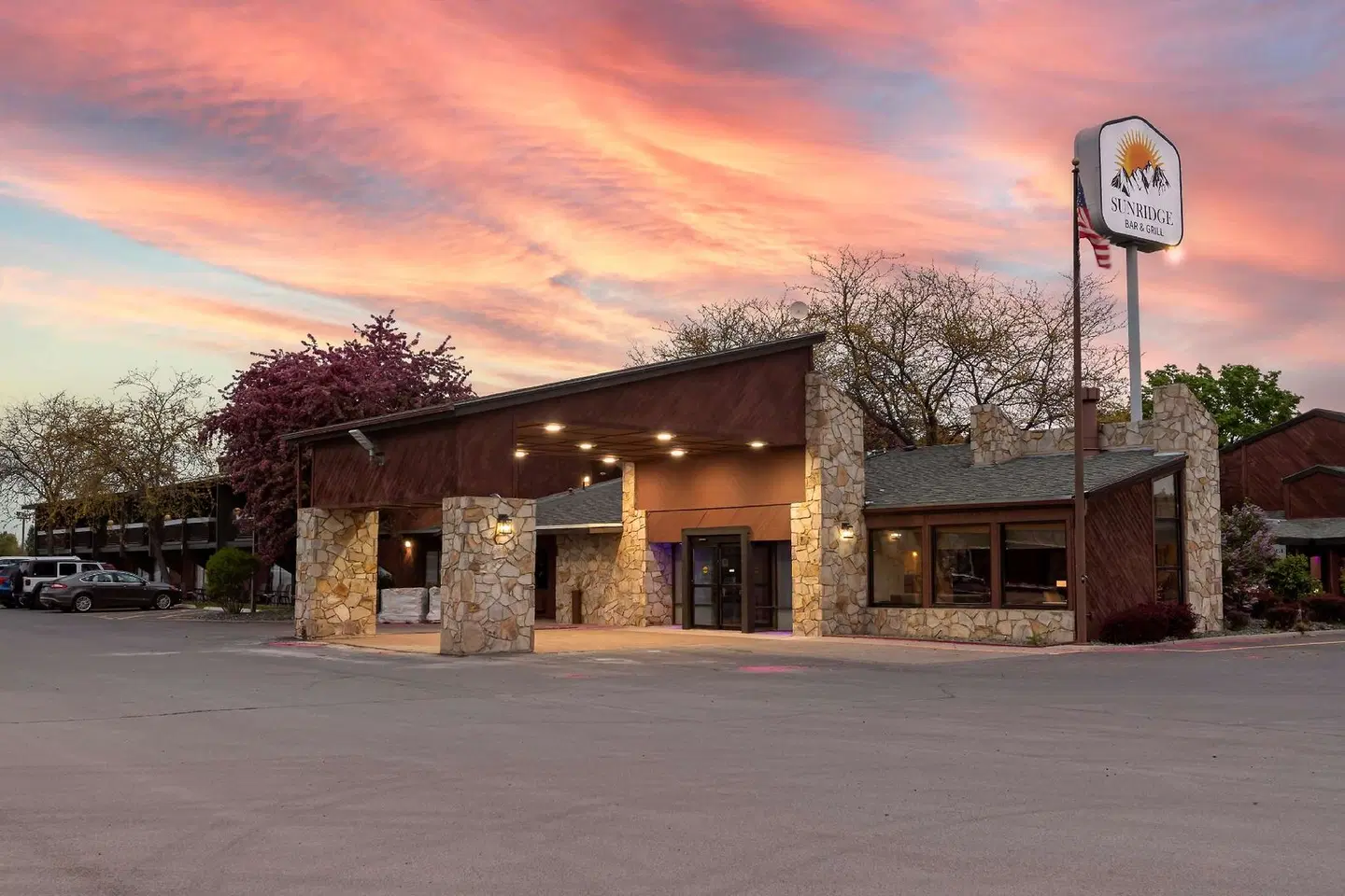 Best Western Sunridge Inn & Conference Center EXTERIOR