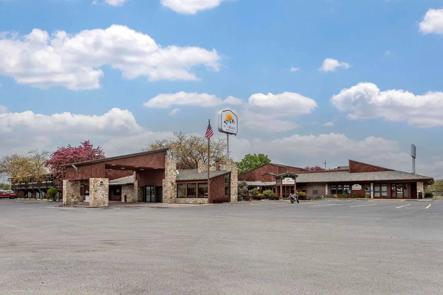 Best Western Sunridge Inn & Conference Center EXTERIOR