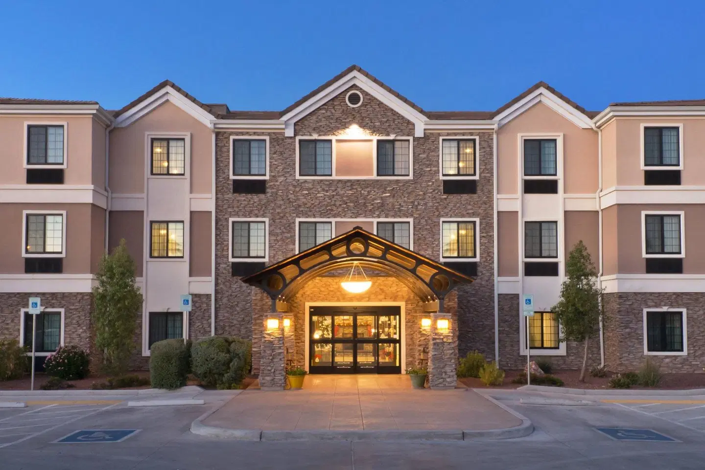 Staybridge Suites Tucson Airport by IHG EXTERIOR