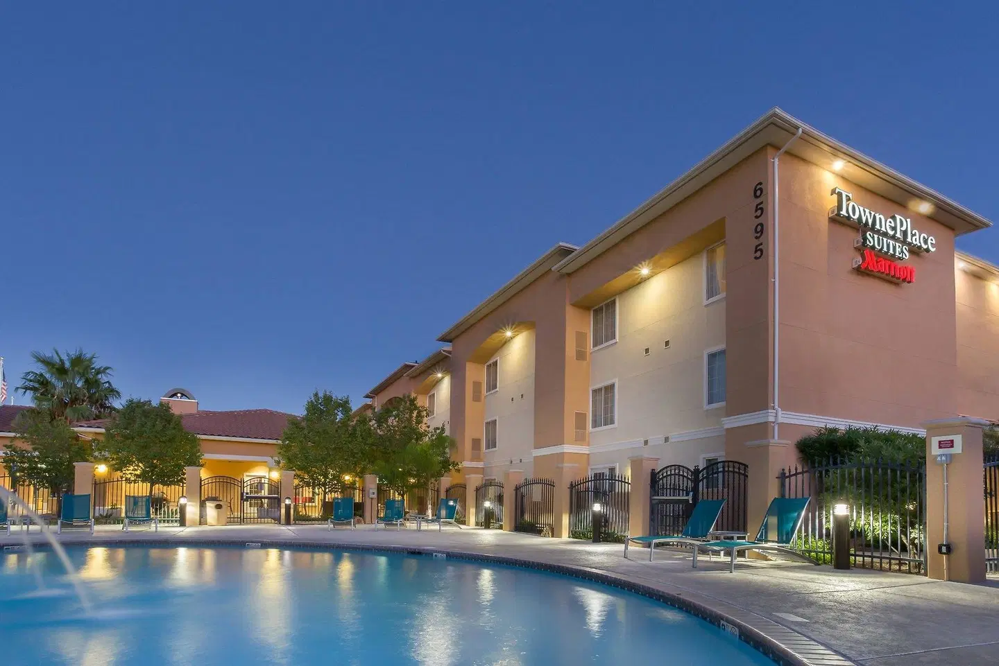 TownePlace Suites by Marriott Tucson Airport OUTDOOR_POOL