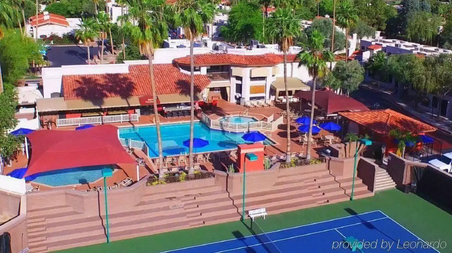Scottsdale Camelback Resort OUTDOOR_POOL