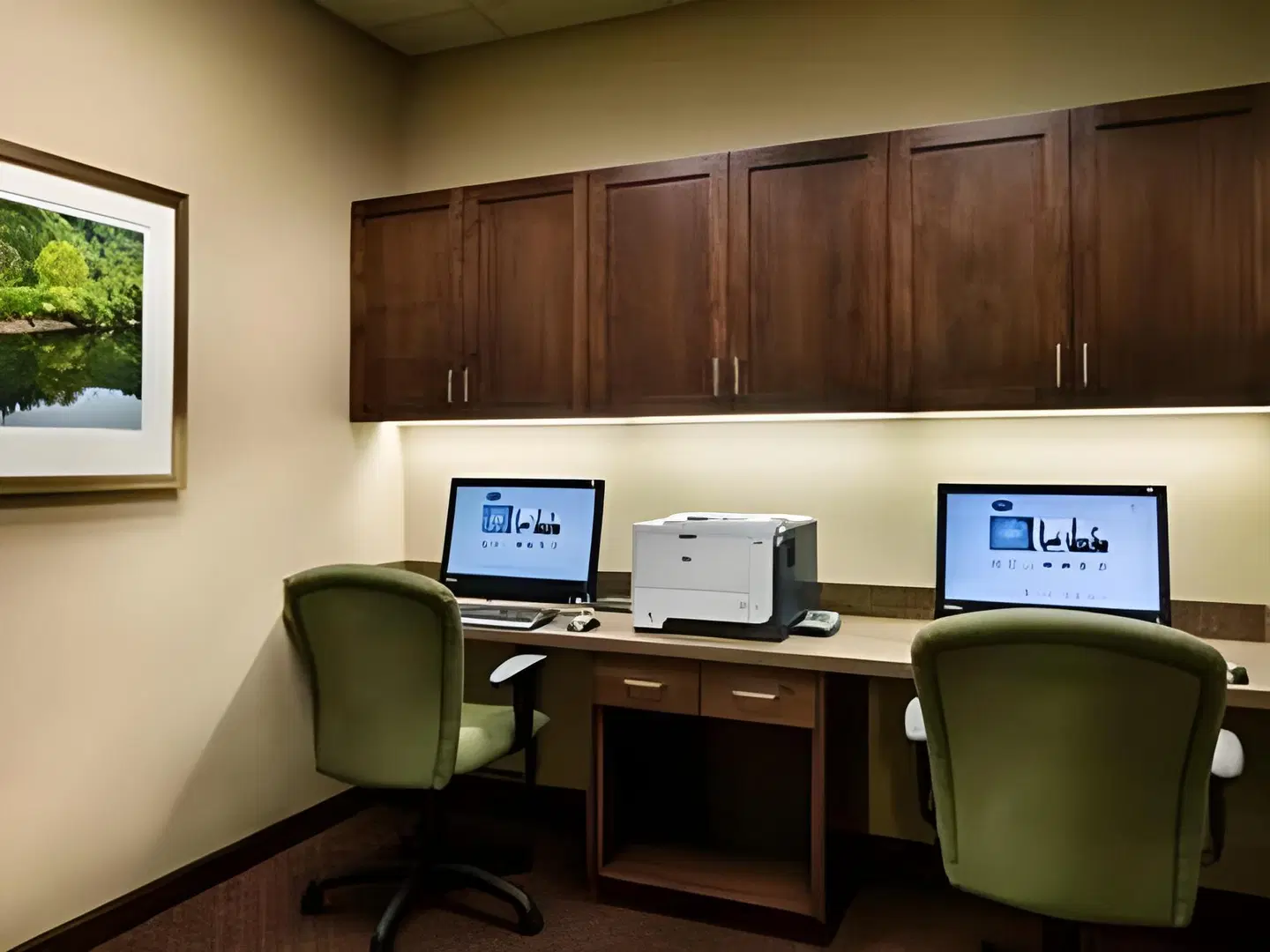 Hampton Inn & Suites Salem ROOM_EXAMPLE