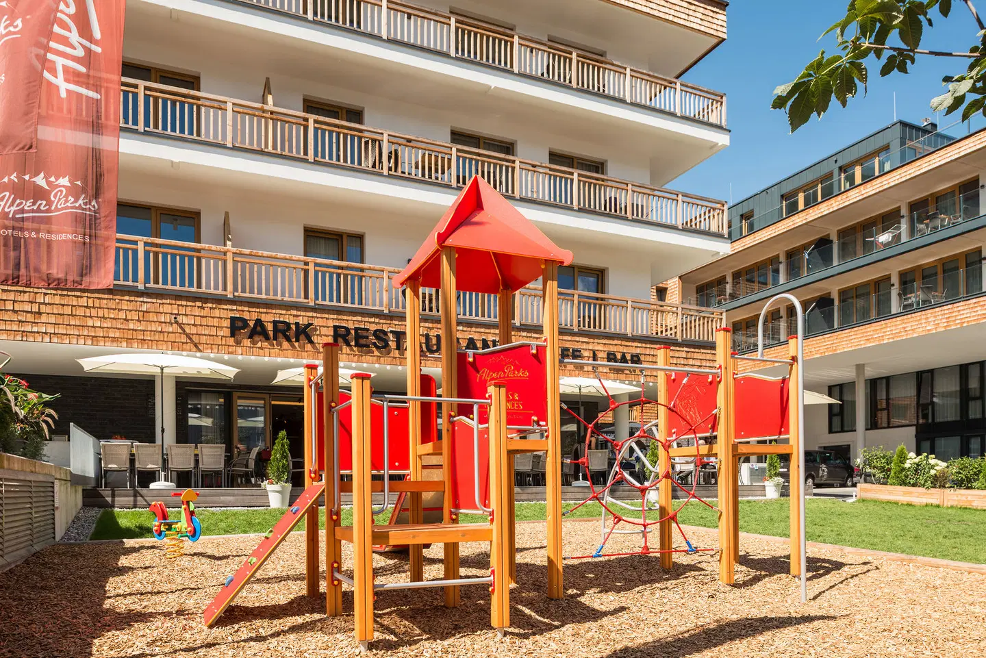 AlpenParks Hotel & Apartment Central EXTERIOR