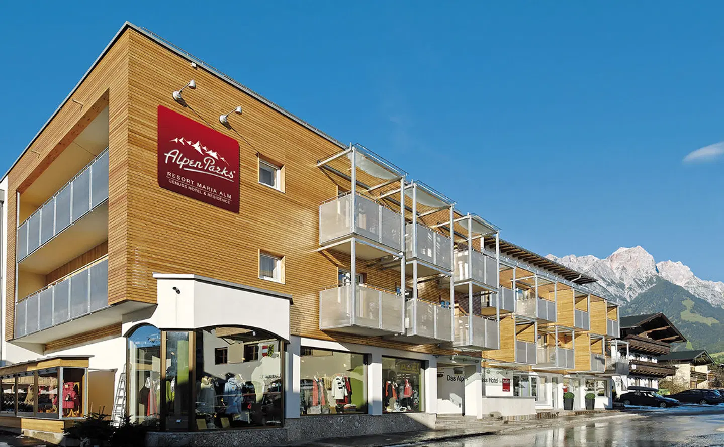 AlpenParks Hotel & Apartment Central EXTERIOR