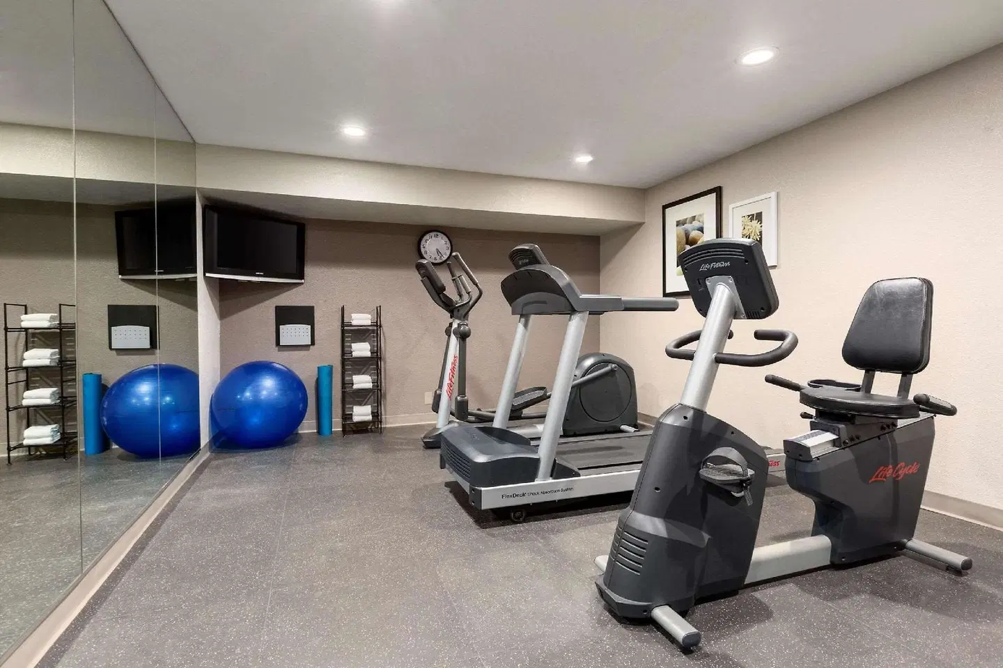 Country Inn & Suites by Radisson, Flagstaff, AZ SPORTS_AND_LEISURE