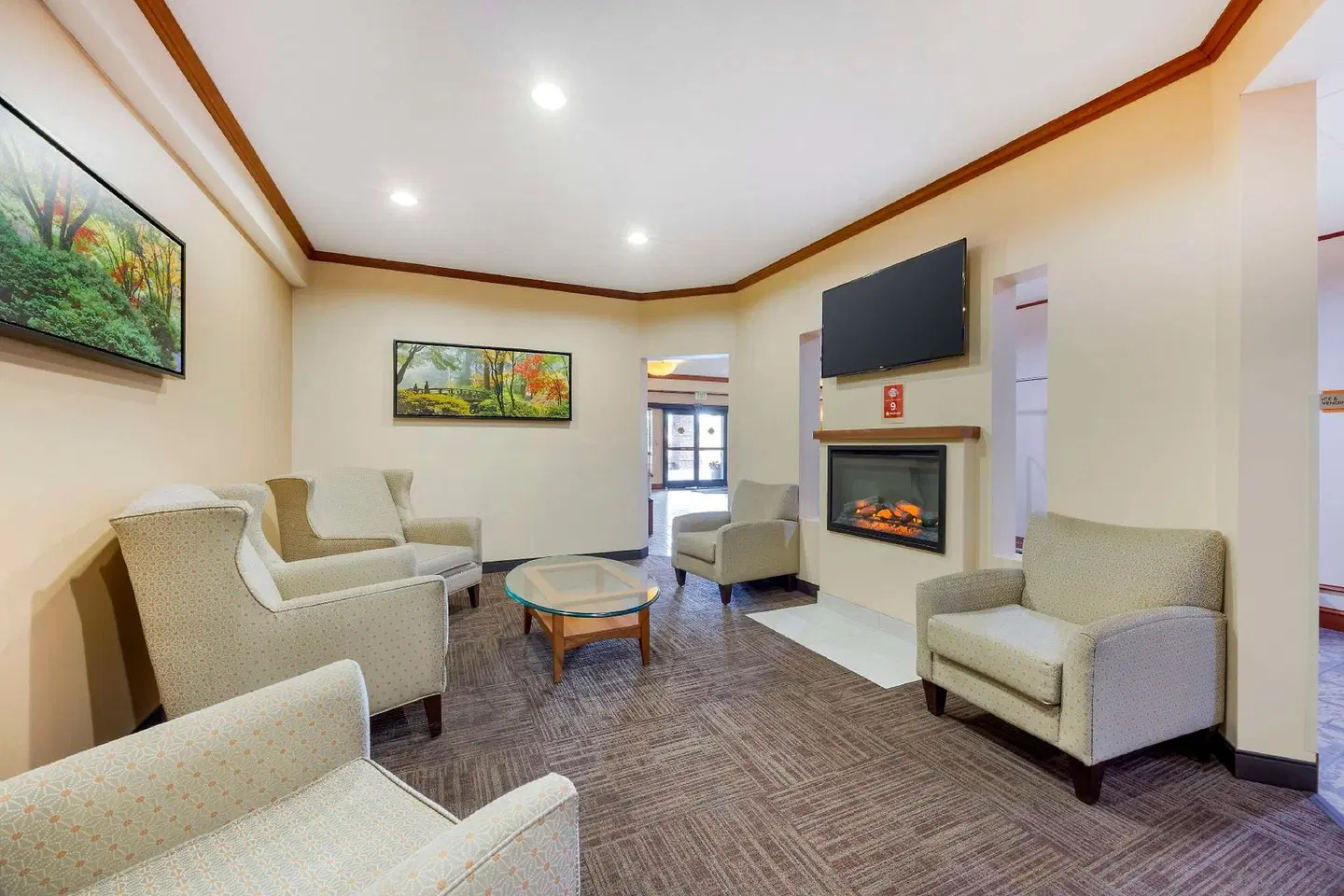 Best Western Plus Northwind Inn & Suites LOUNGE_LOBBY